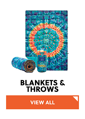BLANKETS AND THROWS