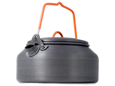  Kettles & Teapots 