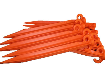  Tent Pegs & Ropes 