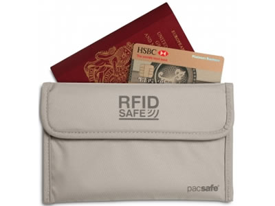  PacSafe RFID 50 Anti-theft passport protector wallet 
