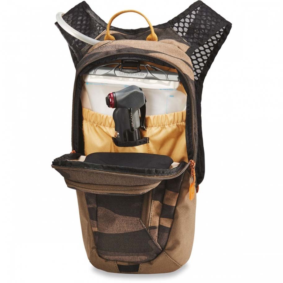 dakine 6l backpack
