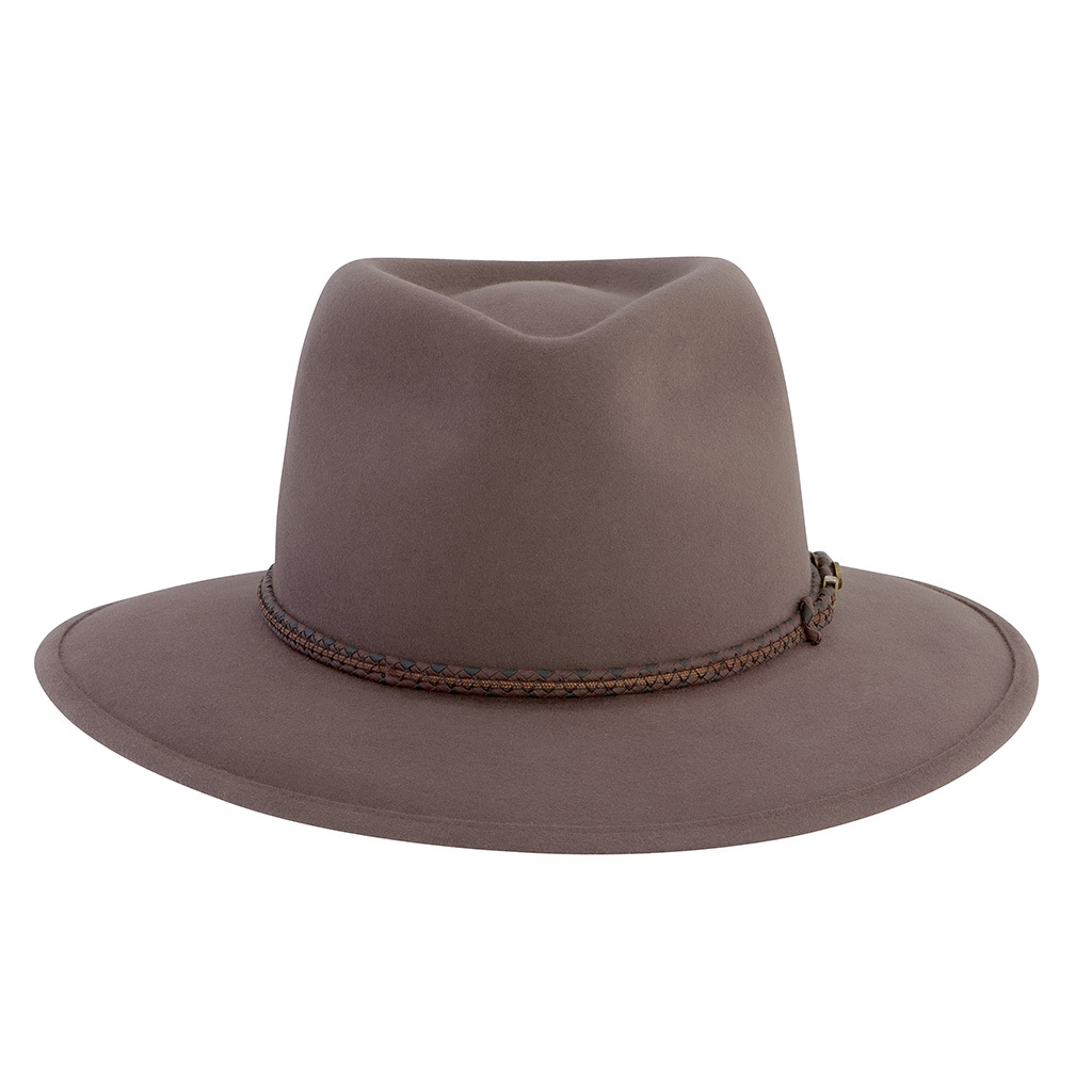 akubra regency fawn