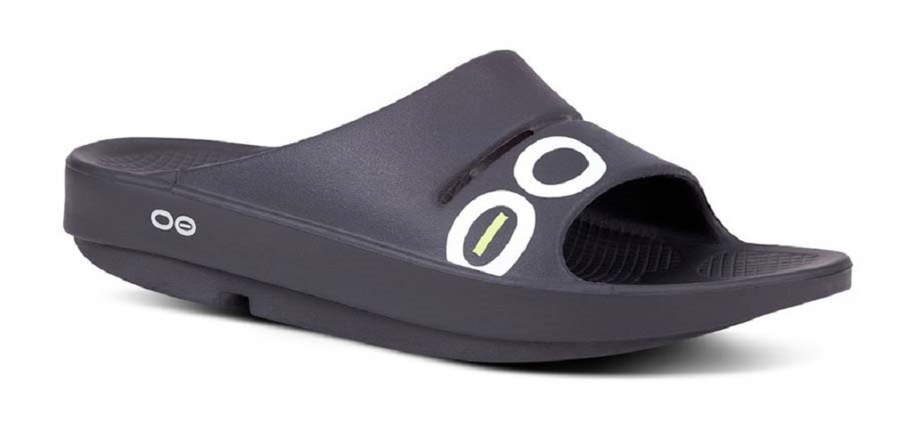 oofos recovery thongs