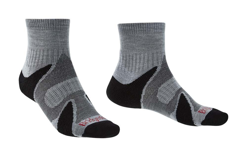 NEW Bridgedale Coolfusion Light Hiker Mens /& Womens Hiker Socks Trekking Gift