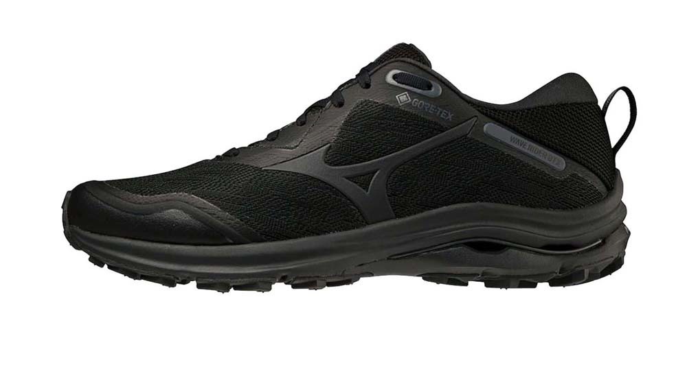 mizuno hiking shoe
