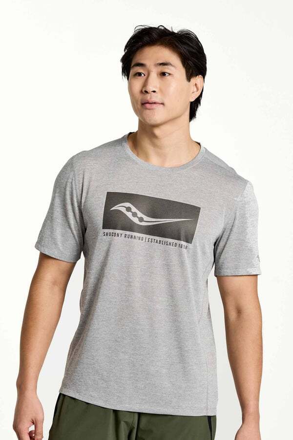 T deals shirt saucony