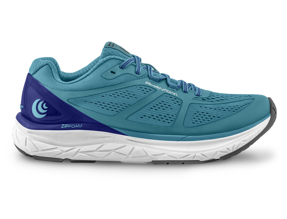 topo running shoes