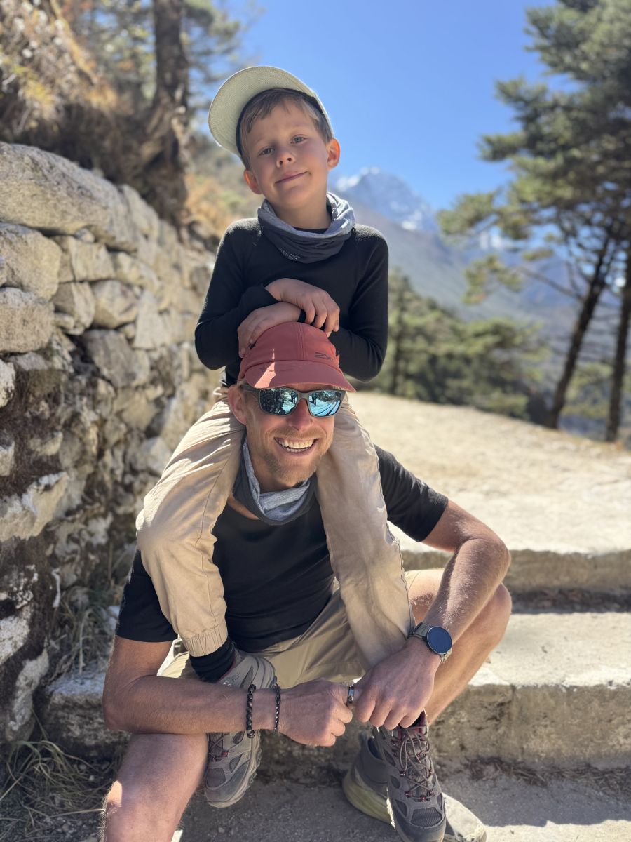 Ben and Atlas on their way to Everest Base Camp