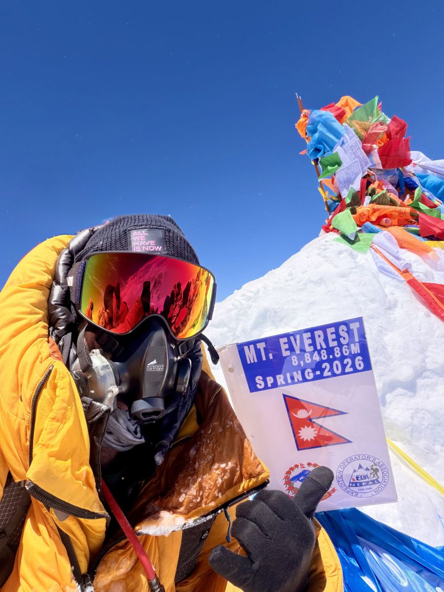 Oli Foran on the Summit of Everest Selfie