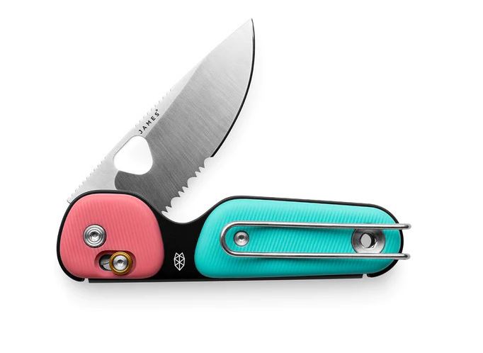 The James Brand The Redstone Serrated Knife - Coral