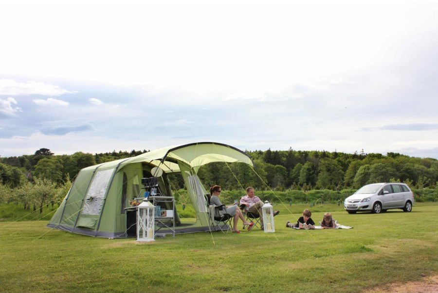 vango family tent setup