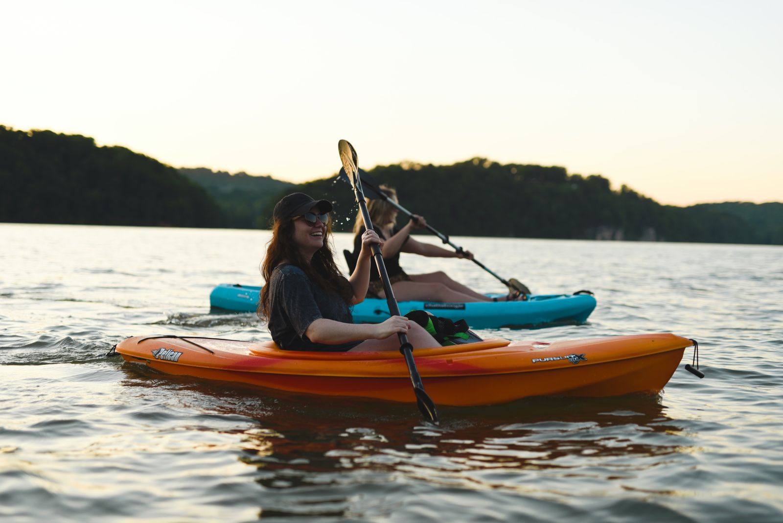 Christian Bowen image of 2 women kayaking.