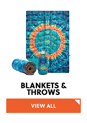 BLANKETS AND THROWS