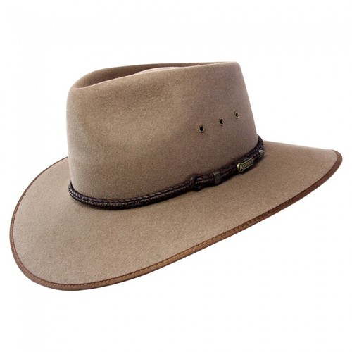 akubra cattleman sand