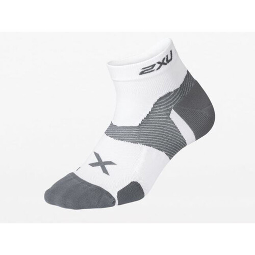 2XU Vectr Cushion 1/4 Crew Compression Socks - White/Grey