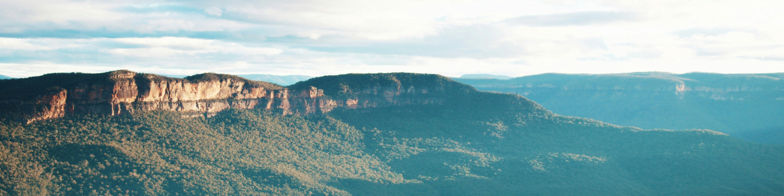 15 Best Hiking Backpacks in Australia (2026 Buying Guide)